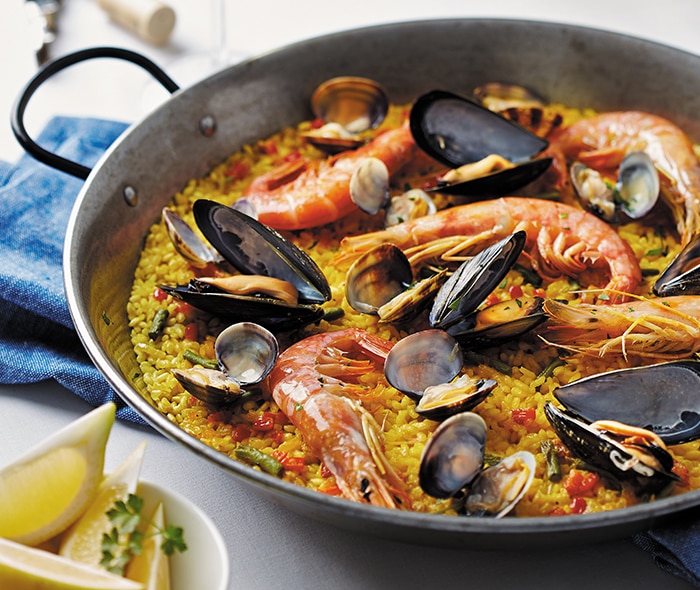 Paella Tradition — Become a Local