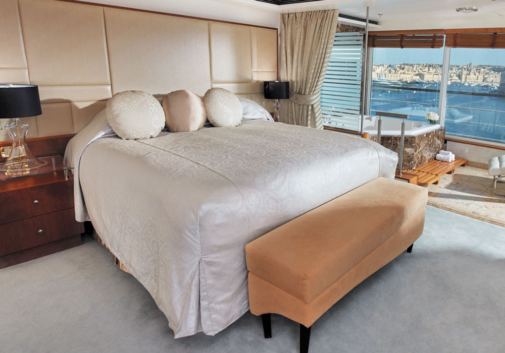 Seven Seas Voyager - Cruise Ship Tour | Regent Seven Seas Cruises